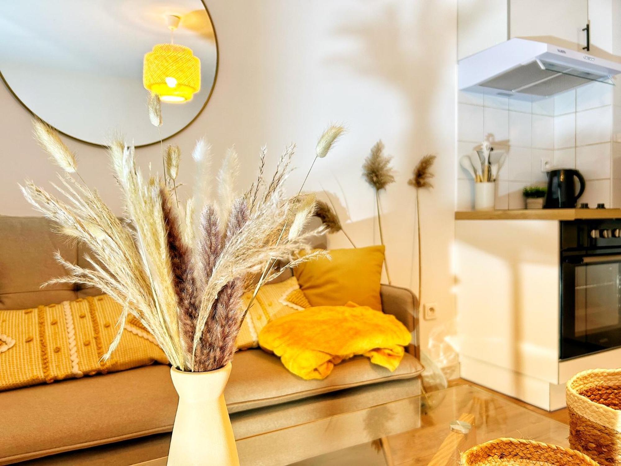 شقة Cosy Ocre آرْلْ المظهر الخارجي الصورة